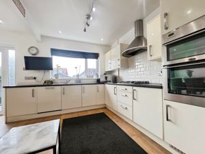 Kitchen- click for photo gallery